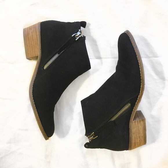 Dolce Vita Shoes - Dolce Vita black booties